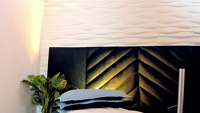 Snapshot of Gabriell_ramirez chatting on October 2025 04:20:02 AM Gabriell ramirez online show from October 2025 04:20:02 AM