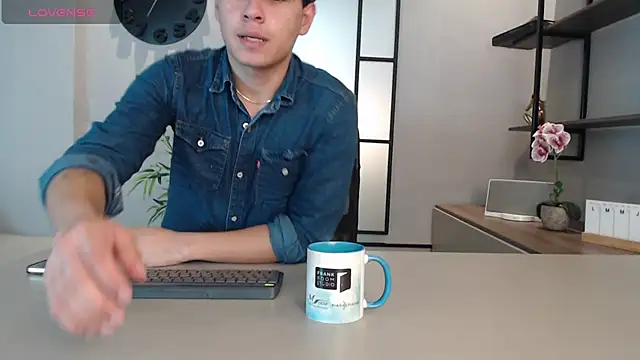Gabriell ramirez online show from March 2025 04:47:02 AM