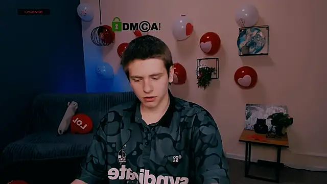 jimmie hot online show from February 2025 07:48:02 PM
