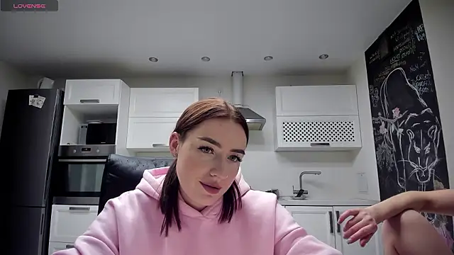 lisenok online show from March 2026 06:01:01 PM