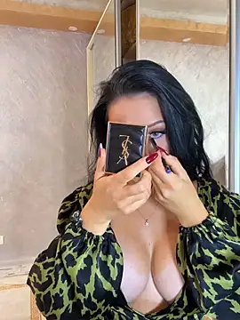 AlessiaExquisit online show from April 2026 06:10:01 PM
