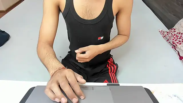 Queen Couple online show from March 2026 05:51:02 AM