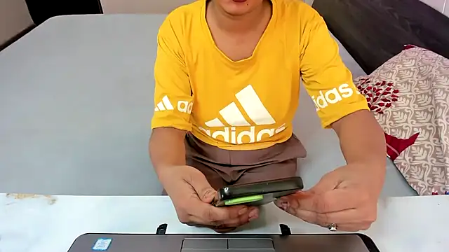 Snapshot of Queen_Couple chatting on September 2025 05:44:02 AM Queen Couple online show from September 2025 05:44:02 AM