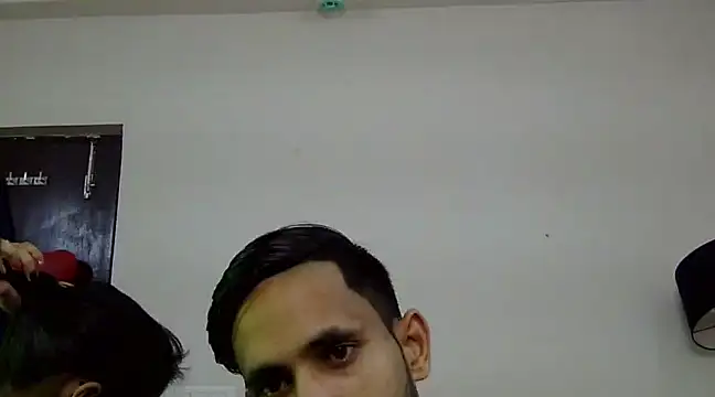 Snapshot of Queen_Couple chatting on February 2025 05:31:01 PM Queen Couple online show from February 2025 05:31:01 PM