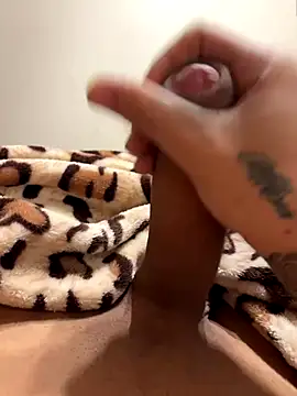 yeiyei oficial online show from November 2025 03:43:02 AM