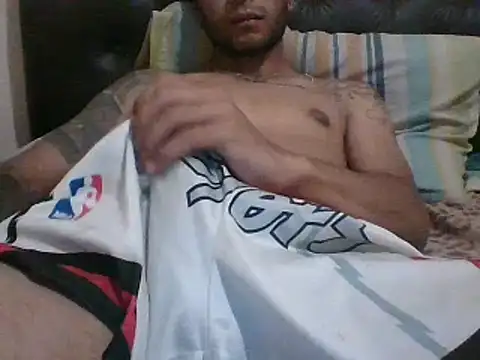 crow07xx online show from February 2025 11:42:01 PM