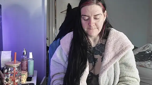 AureliaXOX online show from November 2025 10:08:01 AM