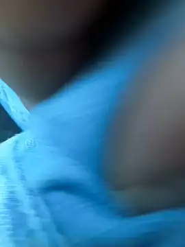 sark0606 online show from February 2025 07:50:01 AM