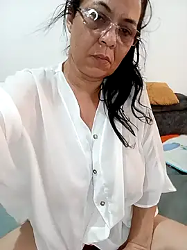 thefuckingowneroftits online show from November 2025 01:26:02 PM