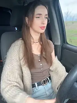 Maria Moonlight online show from December 2025 09:52:02 AM