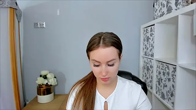 DonnaCam online show from October 2025 02:36:01 PM