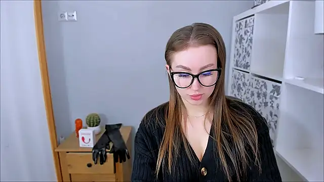 DonnaCam online show from November 2025 04:40:02 PM