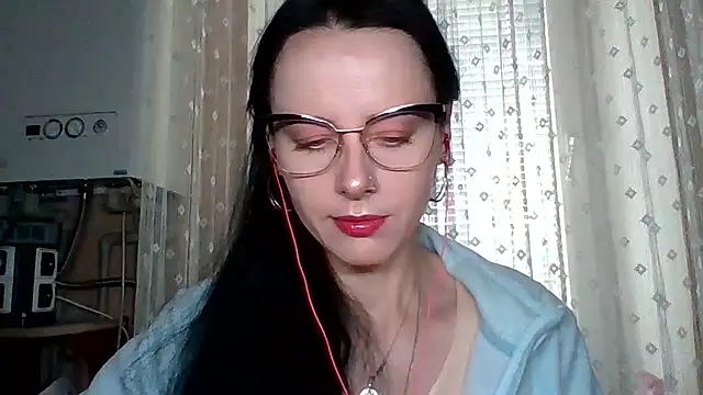 LuminousLady online show from September 2025 07:20:01 AM