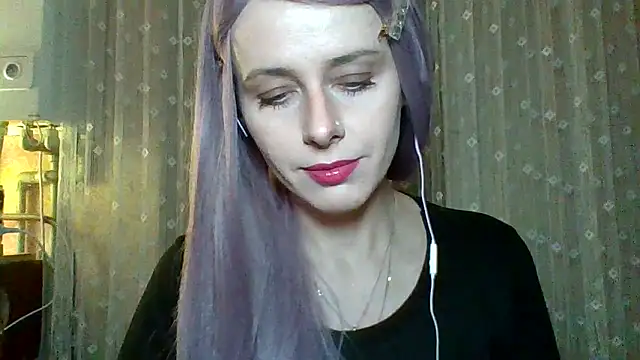 LuminousLady online show from February 2025 07:32:01 PM