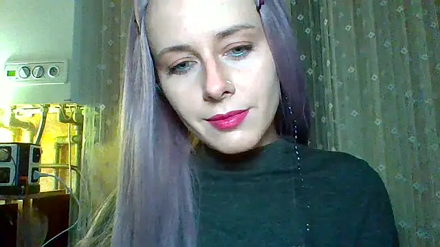 LuminousLady online show from March 2025 06:23:01 PM