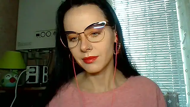 LuminousLady online show from September 2025 07:15:02 AM