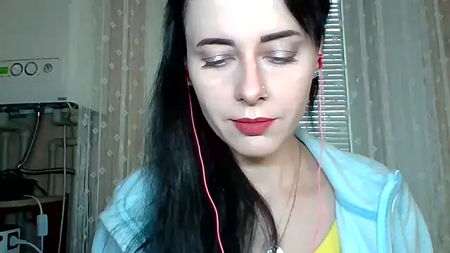 LuminousLady online show from October 2025 06:26:02 AM