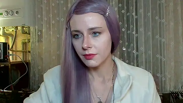 LuminousLady online show from March 2025 06:32:01 PM