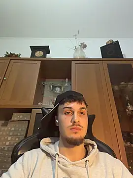 Snapshot of NaplesGuy04 chatting on January 2026 04:46:02 PM NaplesGuy04 online show from January 2026 04:46:02 PM