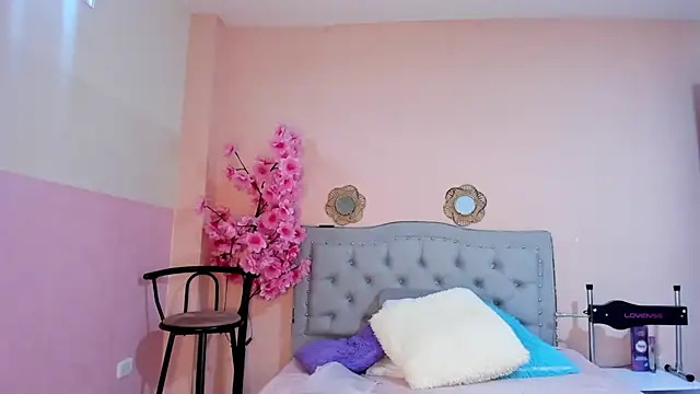 littletammy4u  online show from January 2026 12:12:02 PM