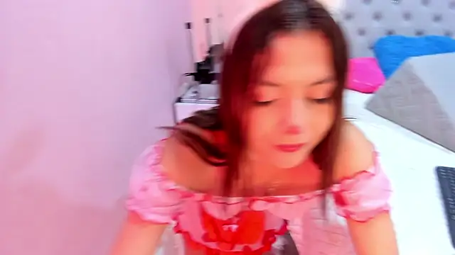 littletammy4u  online show from October 2025 12:46:01 PM