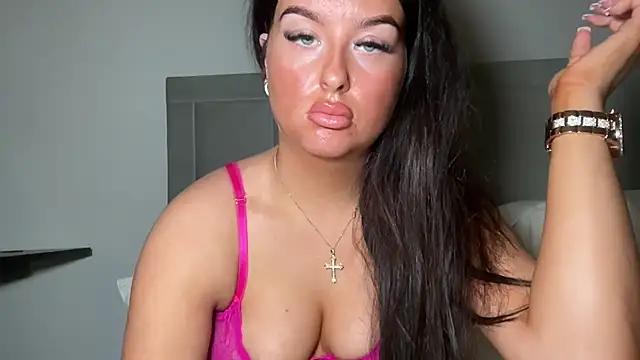 stephhxxx online show from February 2025 10:42:01 PM