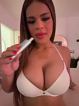 Snapshot of mrsbellanova chatting on June 2026 09:42:02 PM mrsbellanova online show from June 2026 09:42:02 PM