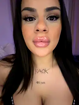 Snapshot of mrsbellanova chatting on November 2025 10:03:01 PM mrsbellanova online show from November 2025 10:03:01 PM