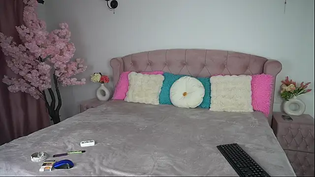 emma goodess  online show from October 2025 10:54:02 PM