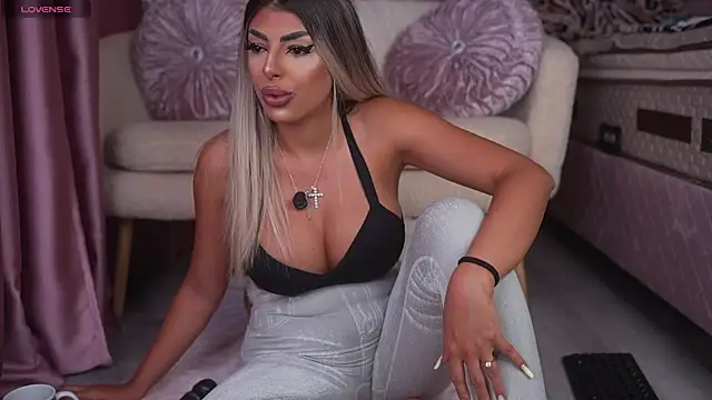 emma goodess  online show from July 2026 10:39:02 PM