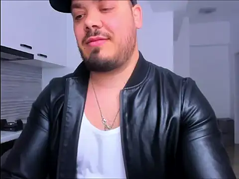 ZackMasterss online show from April 2026 09:30:02 PM