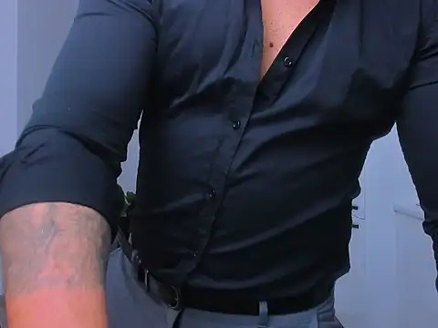 Snapshot of ZackMasterss chatting on November 2025 10:46:02 PM ZackMasterss online show from November 2025 10:46:02 PM