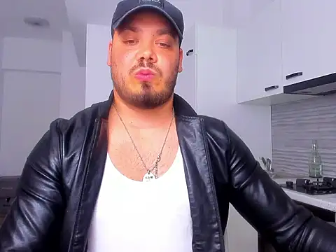 ZackMasterss online show from May 2026 09:51:02 PM