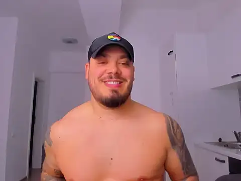 ZackMasterss online show from April 2026 07:09:02 PM