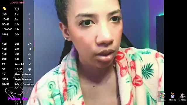 SallyWhitee online show from December 2025 04:17:02 AM