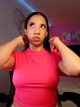 SallyWhitee online show from April 2026 04:57:02 AM