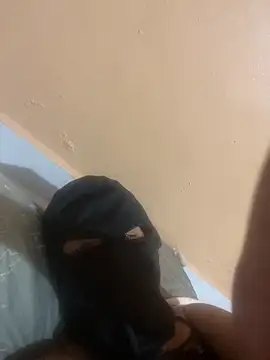 tunenarica22 online show from December 2025 03:08:01 AM