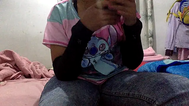 sharonlopez9611 online show from May 2026 03:49:02 AM