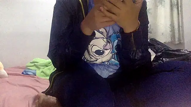 sharonlopez9611 online show from September 2025 03:13:01 AM