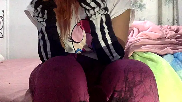 sharonlopez9611 online show from November 2025 03:17:01 AM