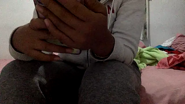 sharonlopez9611 online show from October 2025 03:49:01 AM