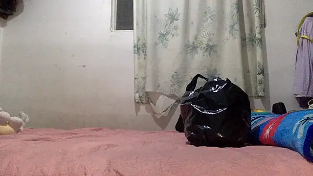 sharonlopez9611 online show from June 2026 04:02:02 AM