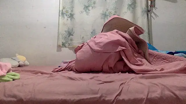 sharonlopez9611 online show from December 2025 02:38:02 AM