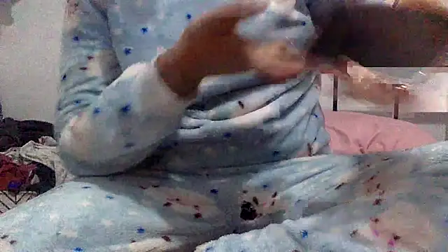 sharonlopez9611 online show from February 2026 03:18:02 AM