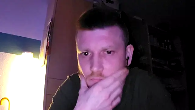 Foxtrott 242 online show from November 2025 02:34:02 AM