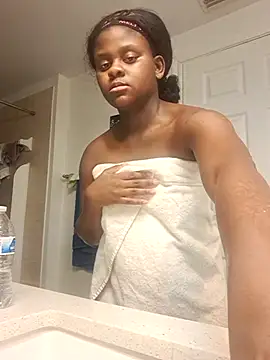 CocoaDoll22 online show from November 2025 10:43:02 PM