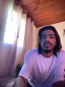 Snapshot of Mineirinho043 chatting on May 2026 04:21:02 PM Mineirinho043 online show from May 2026 04:21:02 PM