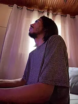 Mineirinho043 online show from April 2026 02:12:02 PM