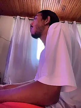 Mineirinho043 online show from April 2026 02:33:01 PM