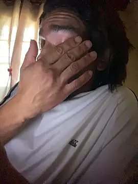 Mineirinho043 online show from March 2026 10:02:01 AM